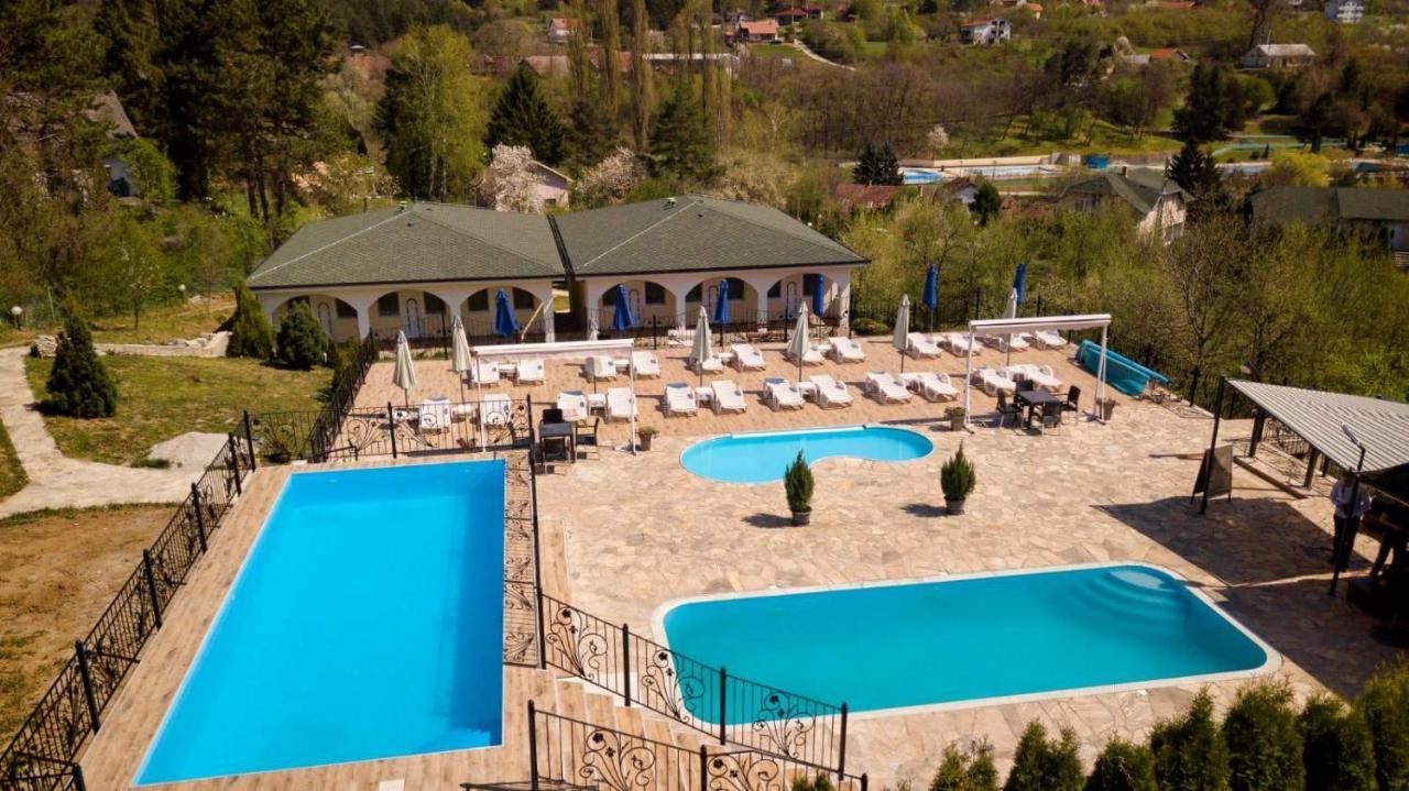 Suncani Breg Apartments Vrdnik Esterno foto