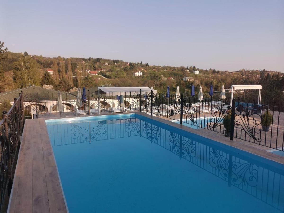 Suncani Breg Apartments Vrdnik Esterno foto